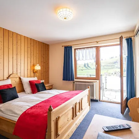 Schwarzwald Wiedenerhof فندق 4*