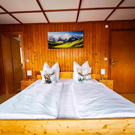Schwarzwald Wiedenerhof 4* فيدين